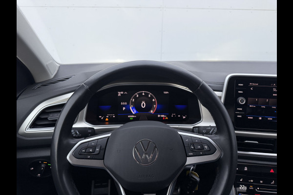 Volkswagen T-Roc 1.5 TSI Move | CarPlay | Camera | Cruise | LED | DAB+ | 17 inch