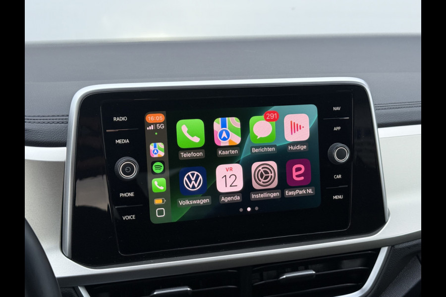Volkswagen T-Roc 1.5 TSI Move | CarPlay | Camera | Cruise | LED | DAB+ | 17 inch