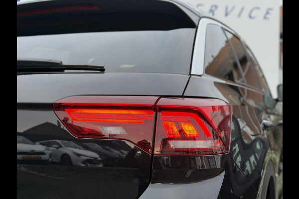 Volkswagen T-Roc 1.5 TSI Move | CarPlay | Camera | Cruise | LED | DAB+ | 17 inch