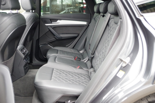 Audi Q5 Sportback 55 TFSI e 367 PK S-Line edition Competition PHEV, Luchtvering, Panoramadak, RS-Leder,