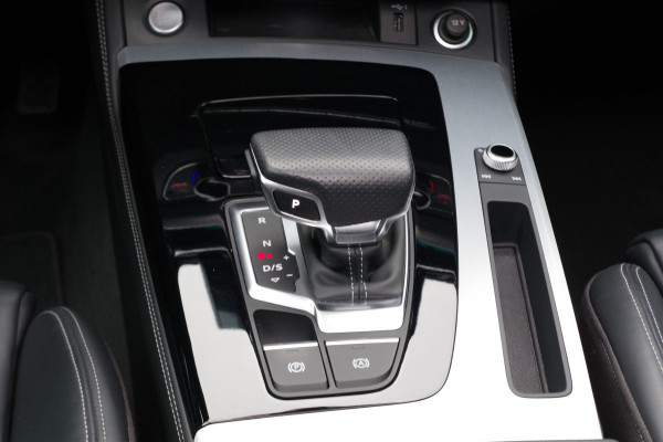 Audi Q5 Sportback 55 TFSI e 367 PK S-Line edition Competition PHEV, Luchtvering, Panoramadak, RS-Leder,