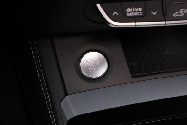 Audi Q5 Sportback 55 TFSI e 367 PK S-Line edition Competition PHEV, Luchtvering, Panoramadak, RS-Leder,