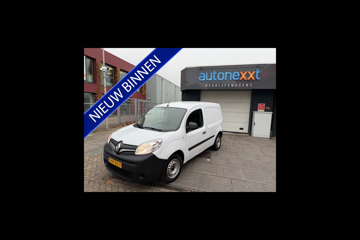Renault Kangoo 1.5 Blue dCi 80 Comfort AIRCO I NAVI I TREKHAAK I NW DISTRIBUTIE I 1e EIGENAAR I COMPLETE ONDERHOUDSHISTORIE