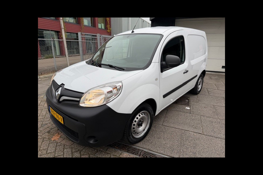 Renault Kangoo 1.5 Blue dCi 80 Comfort AIRCO I NAVI I TREKHAAK I NW DISTRIBUTIE I 1e EIGENAAR I COMPLETE ONDERHOUDSHISTORIE