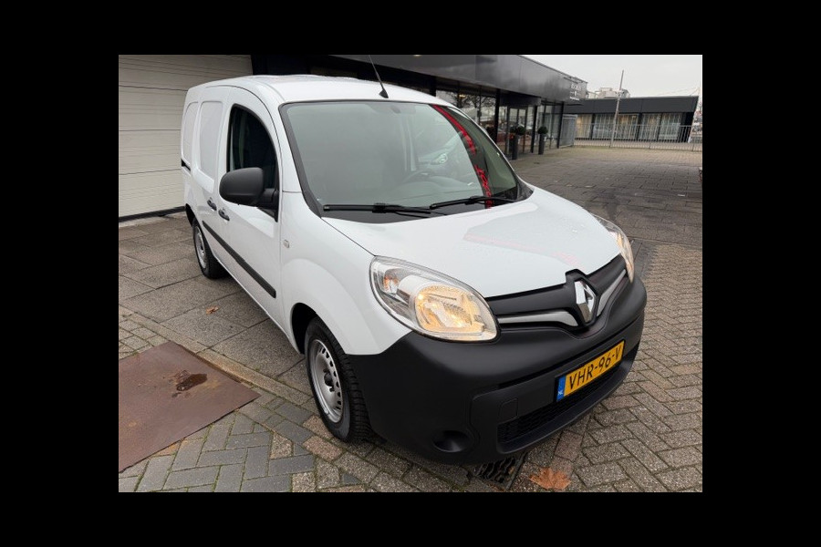 Renault Kangoo 1.5 Blue dCi 80 Comfort AIRCO I NAVI I TREKHAAK I NW DISTRIBUTIE I 1e EIGENAAR I COMPLETE ONDERHOUDSHISTORIE