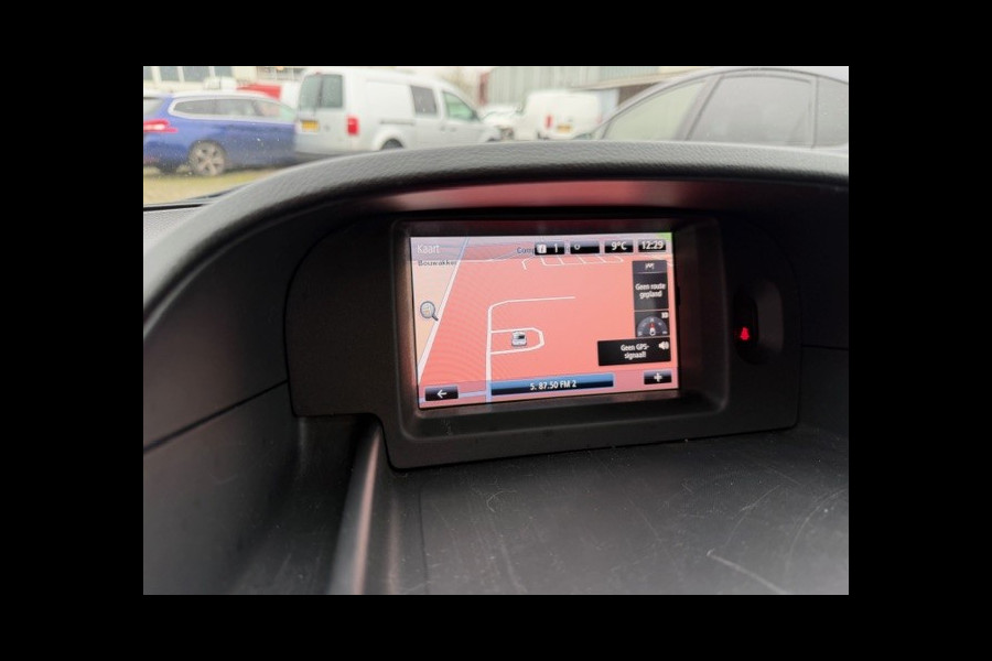 Renault Kangoo 1.5 Blue dCi 80 Comfort AIRCO I NAVI I TREKHAAK I NW DISTRIBUTIE I 1e EIGENAAR I COMPLETE ONDERHOUDSHISTORIE