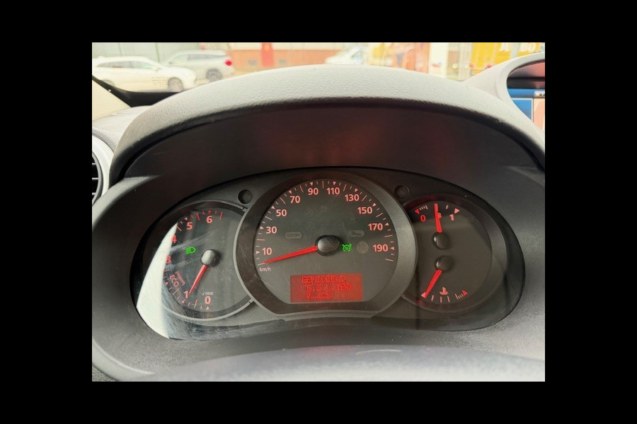 Renault Kangoo 1.5 Blue dCi 80 Comfort AIRCO I NAVI I TREKHAAK I NW DISTRIBUTIE I 1e EIGENAAR I COMPLETE ONDERHOUDSHISTORIE