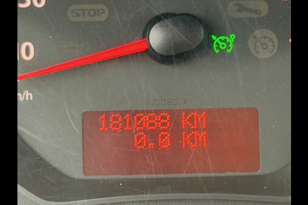 Renault Kangoo 1.5 Blue dCi 80 Comfort AIRCO I NAVI I TREKHAAK I NW DISTRIBUTIE I 1e EIGENAAR I COMPLETE ONDERHOUDSHISTORIE