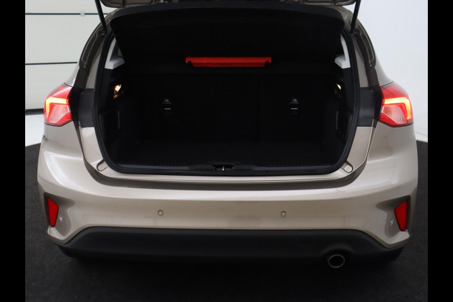 Ford Focus 1.0 EcoBoost Titanium | Adaptive Cruise | Bang & Olufsen | Stoel & Stuurverwarming | Camera | Full LED | Park Assist | DAB+ | Climate control | Parkeerhylp | Carplay | Navigatie