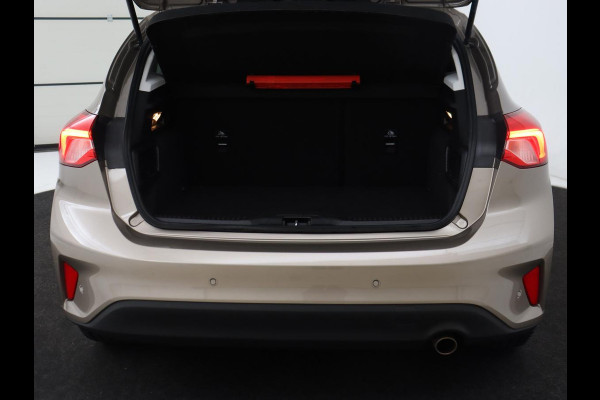 Ford Focus 1.0 EcoBoost Titanium | Adaptive Cruise | Bang & Olufsen | Stoel & Stuurverwarming | Camera | Full LED | Park Assist | DAB+ | Climate control | Parkeerhylp | Carplay | Navigatie