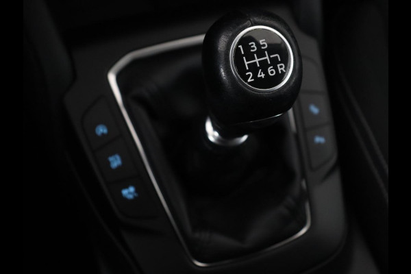 Ford Focus 1.0 EcoBoost Titanium | Adaptive Cruise | Bang & Olufsen | Stoel & Stuurverwarming | Camera | Full LED | Park Assist | DAB+ | Climate control | Parkeerhylp | Carplay | Navigatie