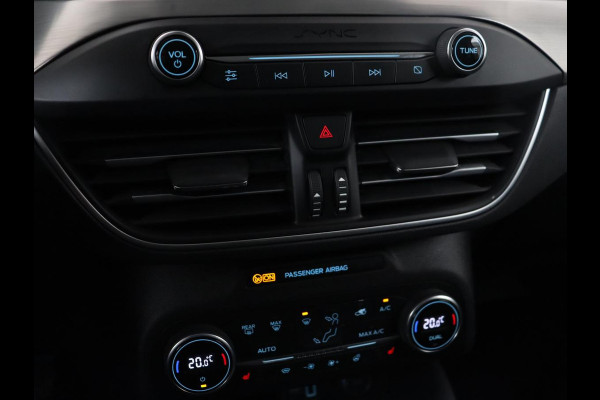 Ford Focus 1.0 EcoBoost Titanium | Adaptive Cruise | Bang & Olufsen | Stoel & Stuurverwarming | Camera | Full LED | Park Assist | DAB+ | Climate control | Parkeerhylp | Carplay | Navigatie