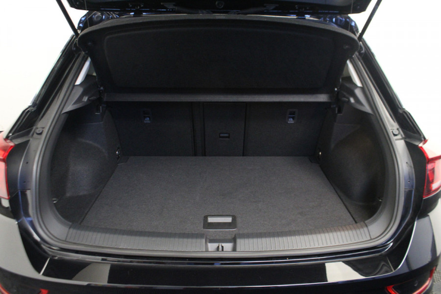 Volkswagen T-Roc 1.5 TSI Goal Edition |Stoelverwarming|Navi|