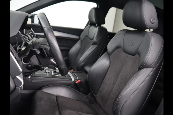 Audi Q5 55 TFSIe quattro S edition | Panoramadak | Carplay | Stoelverwarming | Trekhaak | Adaptive cruise | 20'' | Leder/Alcantara | Camera | Navigatie | DAB | Virtual Cockpit | Full LED | S Line | PHEV | Plug In