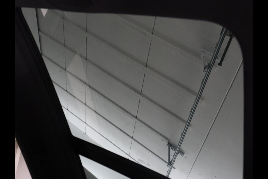 Audi Q5 55 TFSIe quattro S edition | Panoramadak | Carplay | Stoelverwarming | Trekhaak | Adaptive cruise | 20'' | Leder/Alcantara | Camera | Navigatie | DAB | Virtual Cockpit | Full LED | S Line | PHEV | Plug In