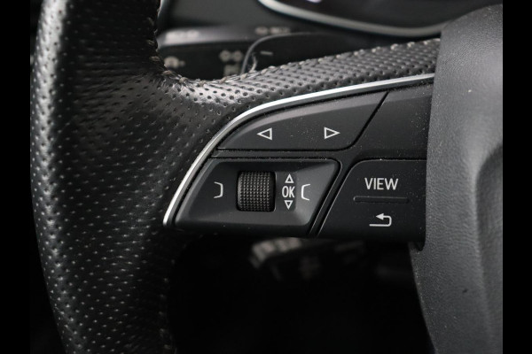 Audi Q5 55 TFSIe quattro S edition | Panoramadak | Carplay | Stoelverwarming | Trekhaak | Adaptive cruise | 20'' | Leder/Alcantara | Camera | Navigatie | DAB | Virtual Cockpit | Full LED | S Line | PHEV | Plug In
