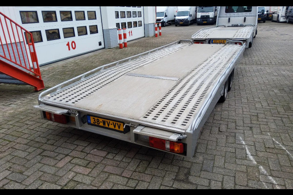 Renault Master 165 PK OPRIJWAGEN MET HULPLUCHTVERING VFJ-63-R + AANHANGER 38-WV-VV