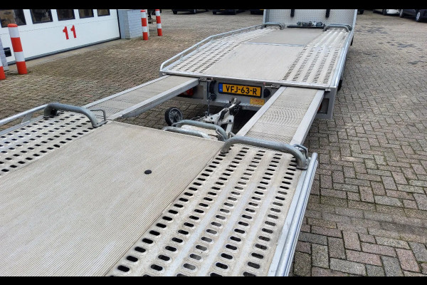 Renault Master 165 PK OPRIJWAGEN MET HULPLUCHTVERING VFJ-63-R + AANHANGER 38-WV-VV