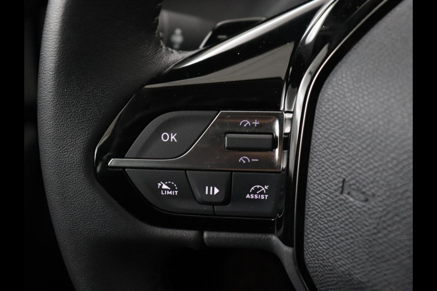 Peugeot 308 1.6 PHEV Active Pack Business | Stoelverwarming | Half leder | Sportstoelen | Carplay | Parkeerhulp | Full LED | Climate control | Bluetooth | Cruise control | Plug In