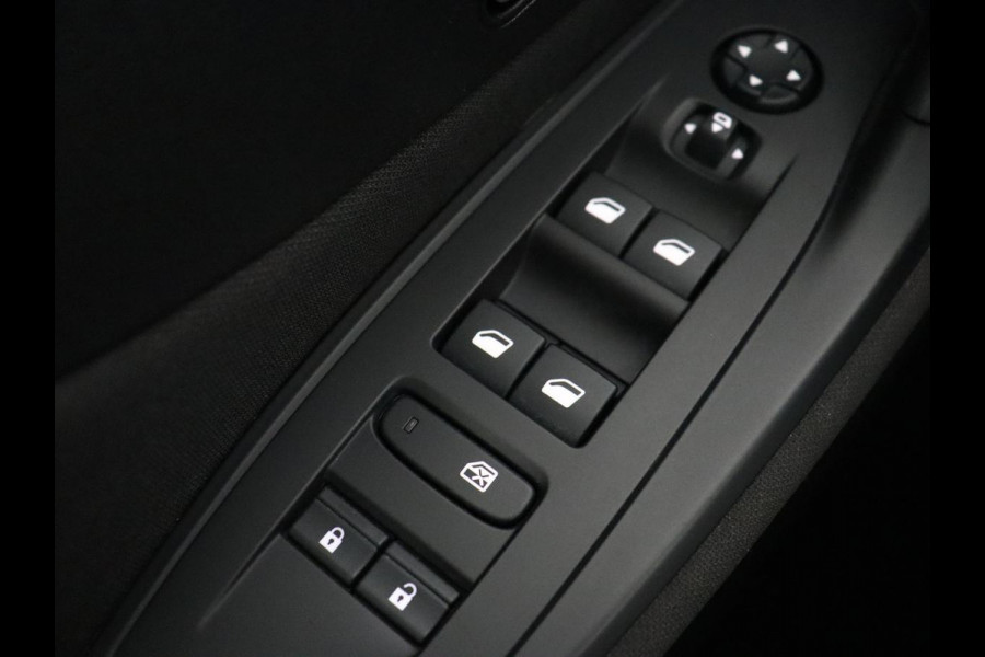 Peugeot 308 1.6 PHEV Active Pack Business | Stoelverwarming | Half leder | Sportstoelen | Carplay | Parkeerhulp | Full LED | Climate control | Bluetooth | Cruise control | Plug In