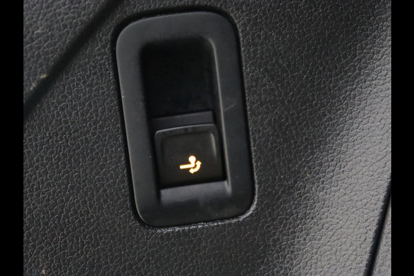 Volkswagen Tiguan 1.4 TSI eHybrid R-Line | Panoramadak | Trekhaak | Head-Up | Stoelverwarming | Adaptive cruise | Camera | Carplay | Matrix LED | Navigatie | 19'' | Virtual Cockpit | PHEV | Plug In