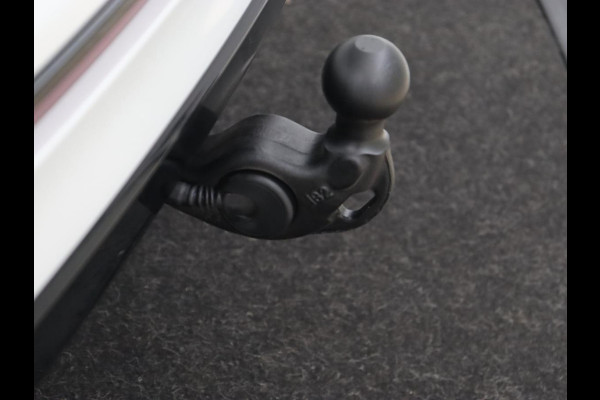 Volkswagen Tiguan 1.4 TSI eHybrid R-Line | Panoramadak | Trekhaak | Head-Up | Stoelverwarming | Adaptive cruise | Camera | Carplay | Matrix LED | Navigatie | 19'' | Virtual Cockpit | PHEV | Plug In