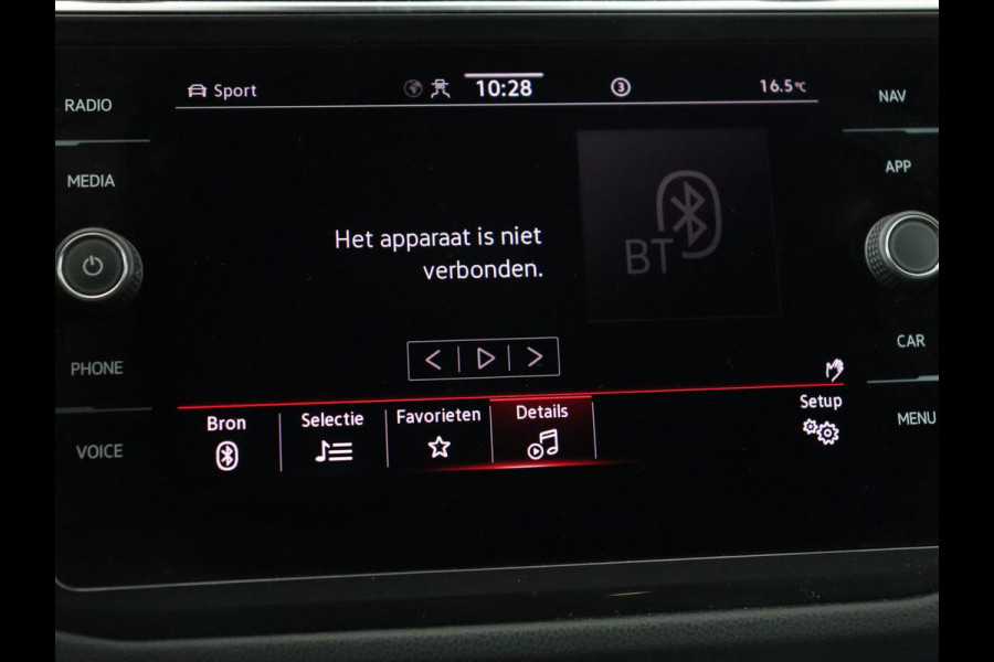 Volkswagen Tiguan 1.4 TSI eHybrid R-Line | Panoramadak | Trekhaak | Head-Up | Stoelverwarming | Adaptive cruise | Camera | Carplay | Matrix LED | Navigatie | 19'' | Virtual Cockpit | PHEV | Plug In