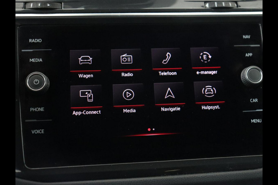 Volkswagen Tiguan 1.4 TSI eHybrid R-Line | Panoramadak | Trekhaak | Head-Up | Stoelverwarming | Adaptive cruise | Camera | Carplay | Matrix LED | Navigatie | 19'' | Virtual Cockpit | PHEV | Plug In