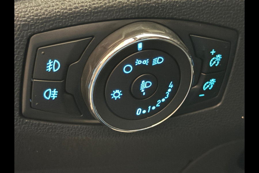 Ford EcoSport 1.0 EcoBoost Titanium Automaat | Navigatie | PDC Voor + Achter | Stoelverwarming