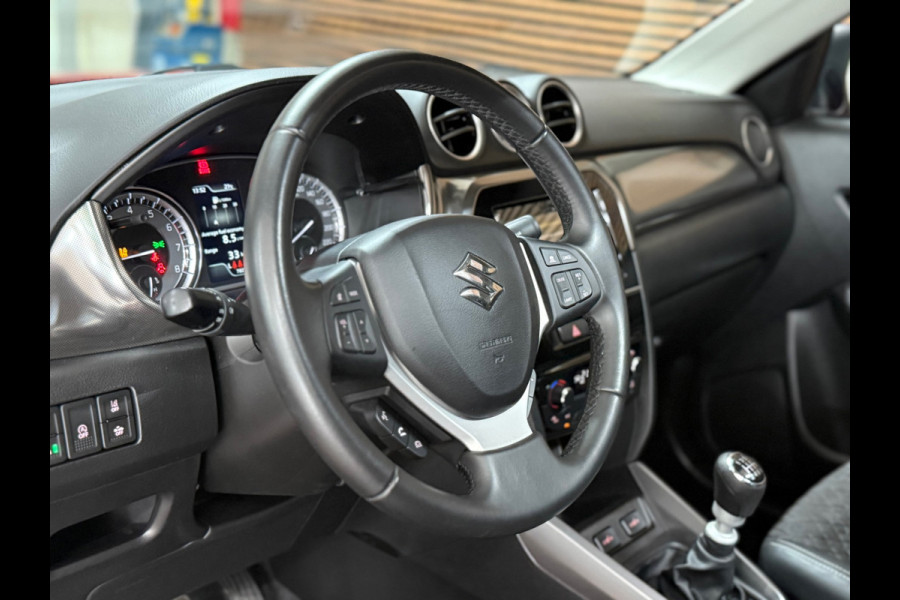 Suzuki Vitara 1.4 Boosterjet Style Smart Hybrid | Panoramadak | Adaptive Cruise Control