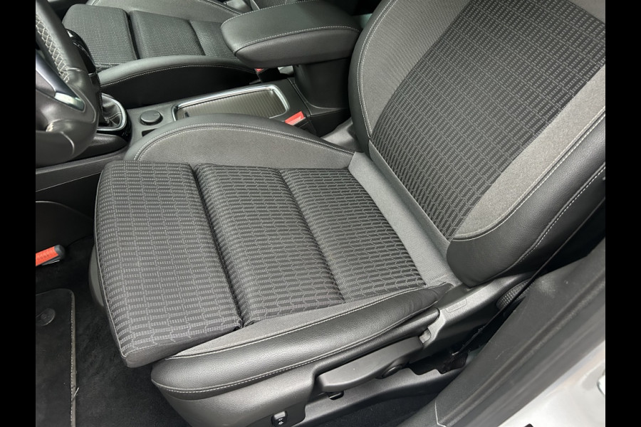 Opel Astra Sports Tourer 1.2 130pk Eleg. Navi, Camera, Carplay, Trekhaak, NL-auto