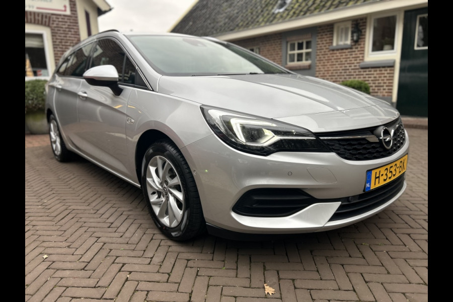 Opel Astra Sports Tourer 1.2 130pk Eleg. Navi, Camera, Carplay, Trekhaak, NL-auto