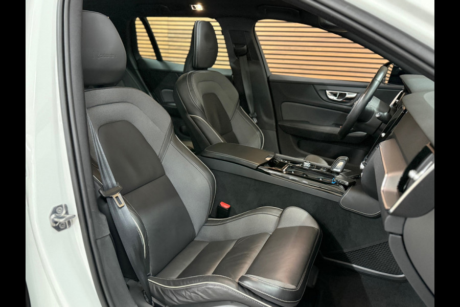 Volvo V60 2.0 T8 Recharge AWD R-Design | Panoramadak | Leder | BLIS | Memory