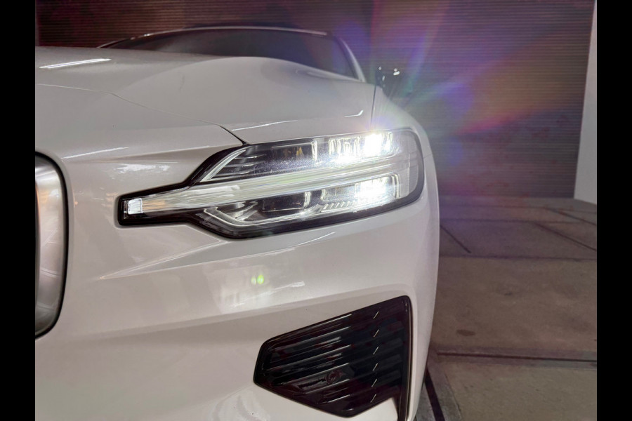 Volvo V60 2.0 T8 Recharge AWD R-Design | Panoramadak | Leder | BLIS | Memory