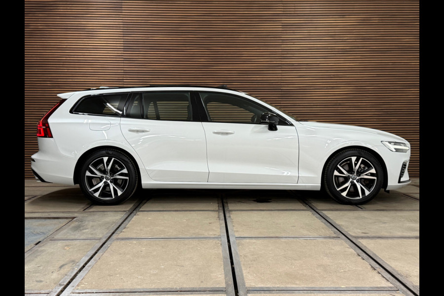 Volvo V60 2.0 T8 Recharge AWD R-Design | Panoramadak | Leder | BLIS | Memory