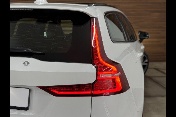 Volvo V60 2.0 T8 Recharge AWD R-Design | Panoramadak | Leder | BLIS | Memory