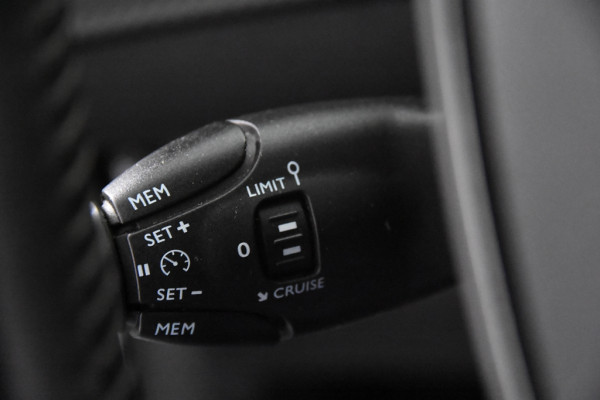 Peugeot 208 Active *1ste Eigenaar*Navigatie*Park assist*