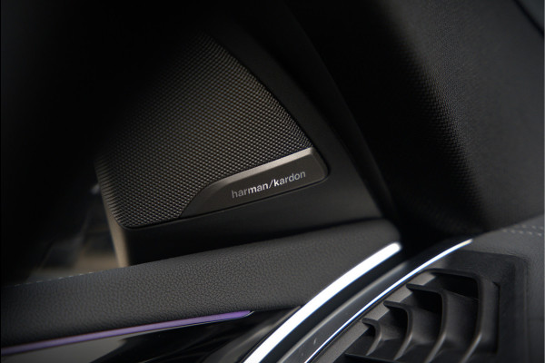 BMW iX3 High Executive 80 kWh | Panoramadak | Keyless | Stoelverwarming | Harman Kardon | Memory Seat | Head-Up Display | 360 Camera | Adaptief Onderstel | Trekhaak | Adaptive LED | Elektrische Stoelen | Apple Carplay | N