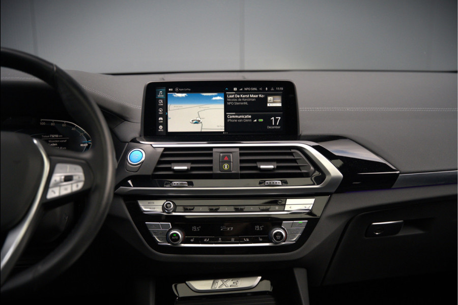 BMW iX3 High Executive 80 kWh | Panoramadak | Keyless | Stoelverwarming | Harman Kardon | Memory Seat | Head-Up Display | 360 Camera | Adaptief Onderstel | Trekhaak | Adaptive LED | Elektrische Stoelen | Apple Carplay | N