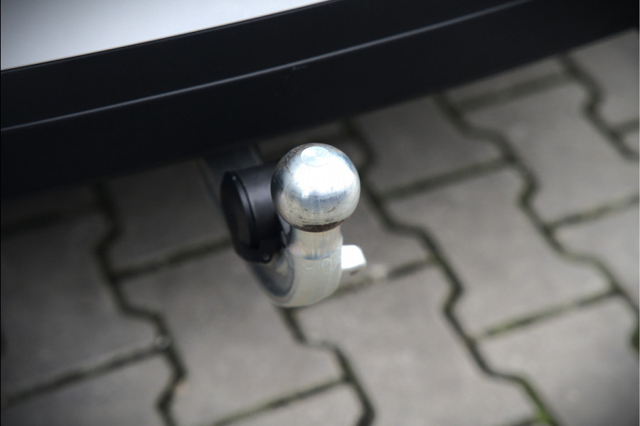 BMW iX3 High Executive 80 kWh | Panoramadak | Keyless | Stoelverwarming | Harman Kardon | Memory Seat | Head-Up Display | 360 Camera | Adaptief Onderstel | Trekhaak | Adaptive LED | Elektrische Stoelen | Apple Carplay | N