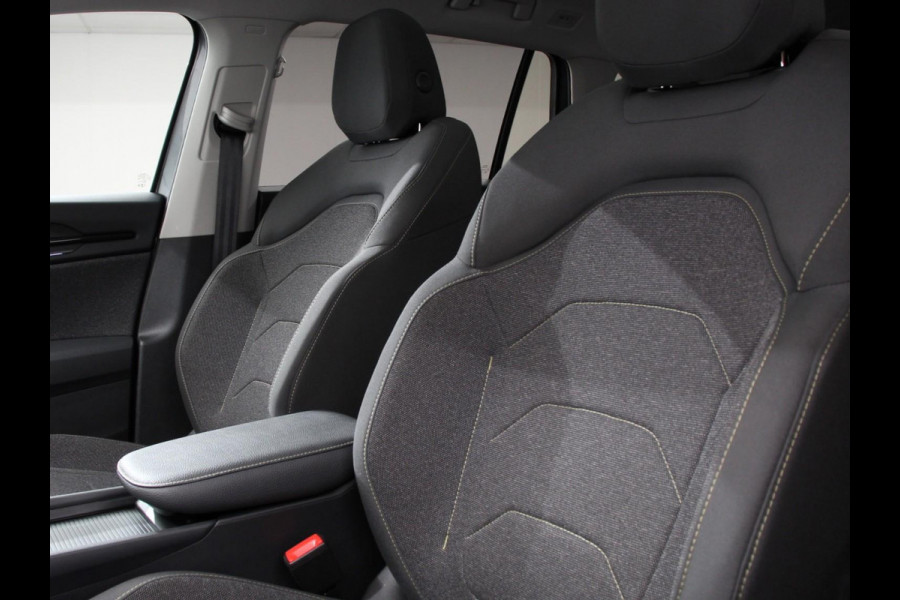 Škoda Kodiaq 1.5 ETSI MHEV DSG 7P AUTOMAAT Selection | Navigatie | Apple Carplay / Android Auto | Parkeersensoren V+A | Camera | Adaptive Cruise Control | Climate Control