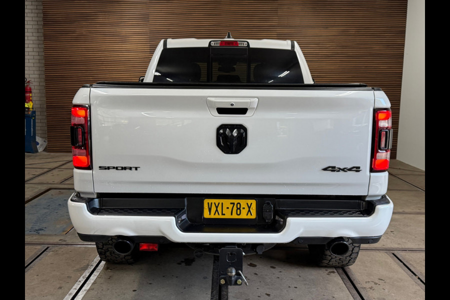 Dodge Ram 1500 5.7 V8 4x4 Crew Cab 5'7 Sport | Soft Cover | Full option | Camera | Trekhaak | White Edition |