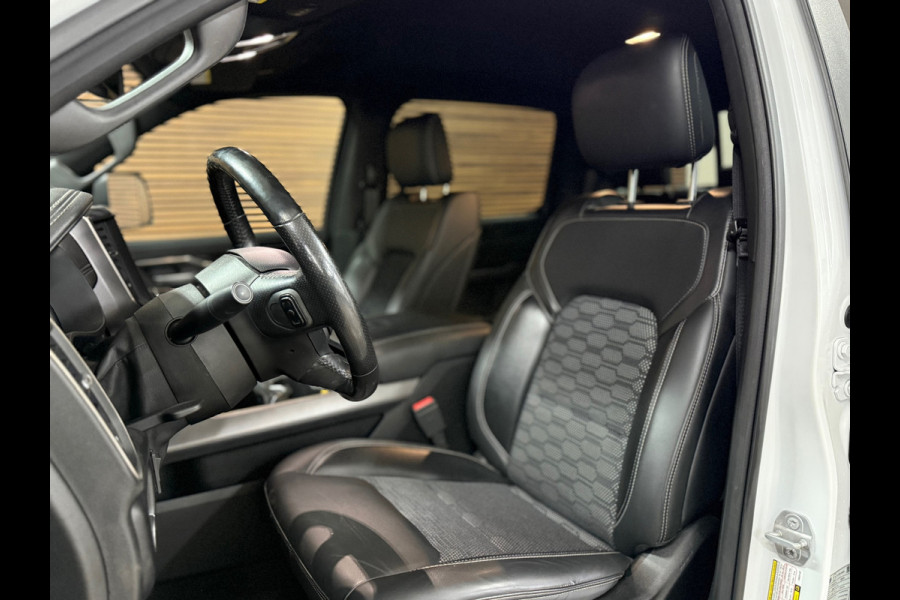 Dodge Ram 1500 5.7 V8 4x4 Crew Cab 5'7 Sport | Soft Cover | Full option | Camera | Trekhaak | White Edition |