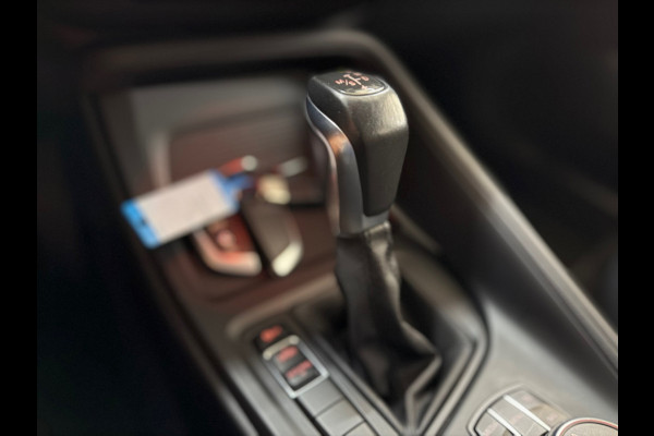 BMW X1 SDrive20i Centennial High Executive | Leer | Navigatie | HUD