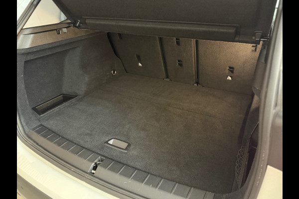 BMW X1 SDrive20i Centennial High Executive | Leer | Navigatie | HUD