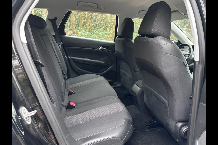 Peugeot 308 SW 1.2 PureTech Allure | Cruise + Navi Nu € 3.950,-!!!