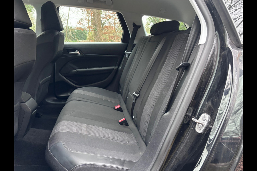 Peugeot 308 SW 1.2 PureTech Allure | Cruise + Navi Nu € 3.950,-!!!