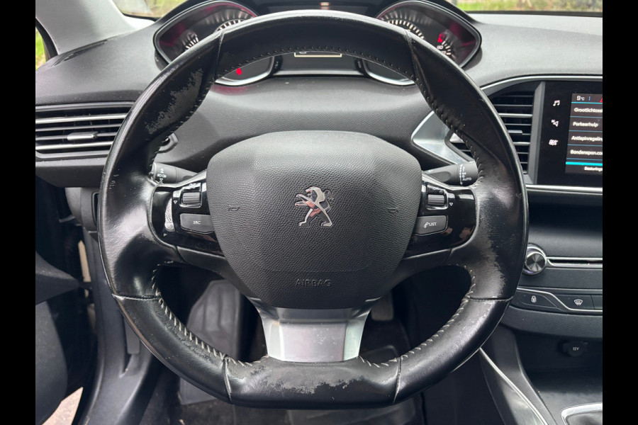 Peugeot 308 SW 1.2 PureTech Allure | Cruise + Navi Nu € 3.950,-!!!