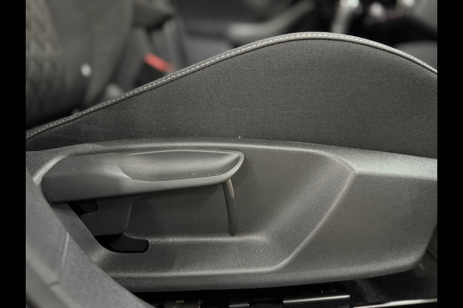 Škoda SCALA 1.0 TSI Style DSG | Sportstoelen | 18' inch | Crystal Lighting | Navigatie | Virtual Cockpit | Adaptive Cruise Control
