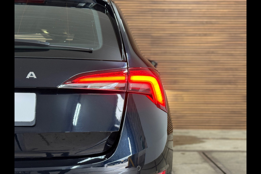 Škoda SCALA 1.0 TSI Style DSG | Sportstoelen | 18' inch | Crystal Lighting | Navigatie | Virtual Cockpit | Adaptive Cruise Control